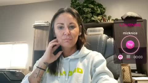 kittykattlove2 online show from 08/05/26, 01:47