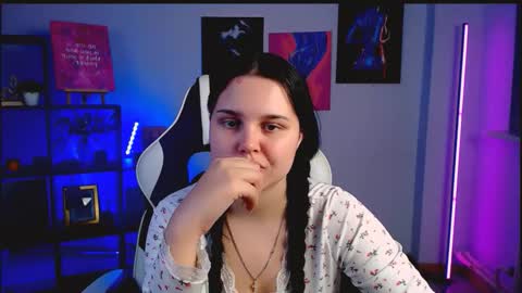 Snapshot of kittykriss_ chatting on 12/13/25, 09:42 kittykriss_ online show from 12/13/25, 09:42