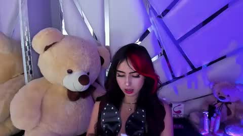 Snapshot of kittylovely__ chatting on 02/07/25, 03:01 kittylovely online show from 02/07/25, 03:01