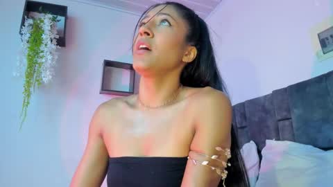 kitty  online show from 10/27/25, 03:27