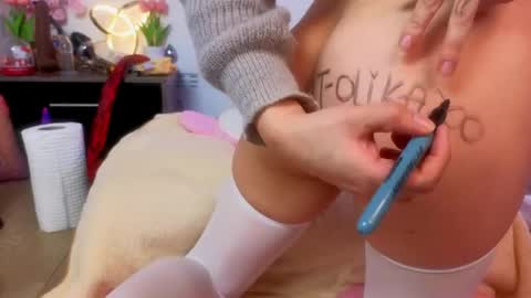Kitty online show from 05/29/26, 01:25