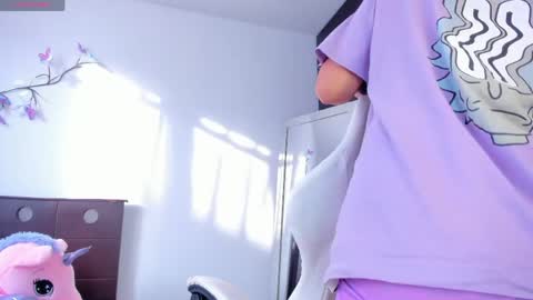 kitty online show from 05/22/26, 09:53