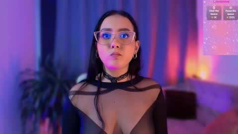 Snapshot of kittysophie_ chatting on 10/21/25, 11:27 Sophie online show from 10/21/25, 11:27