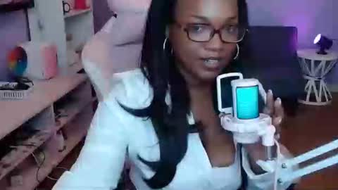 Snapshot of kittyxoxonoir chatting on 11/10/25, 06:40 kittyxoxonoir online show from 11/10/25, 06:40