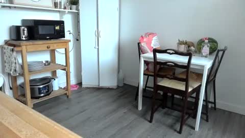 Kittyymaze online show from 07/17/26, 12:01