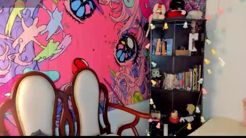 Kitty Zen online show from 09/25/25, 06:00