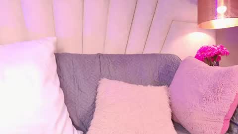 Kitty Hill online show from 06/09/26, 05:19