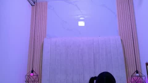 Snapshot of kity_spiderr chatting on 11/04/25, 12:37 Luisa y Jairo online show from 11/04/25, 12:37