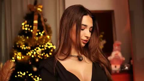 Snapshot of kity_sweet chatting on 12/21/25, 09:11 Erika online show from 12/21/25, 09:11