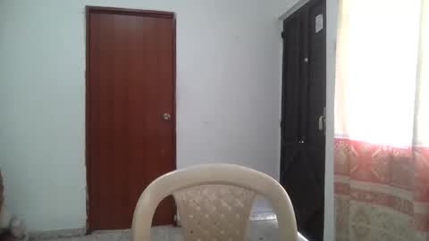 Snapshot of kitybigboobsx chatting on 01/24/25, 04:06 kity boobsx online show from 01/24/25, 04:06