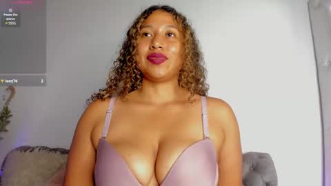 Lili online show from 11/19/25, 08:42