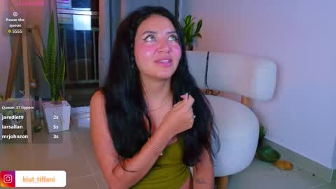  Tiffanii  online show from 09/19/25, 12:23