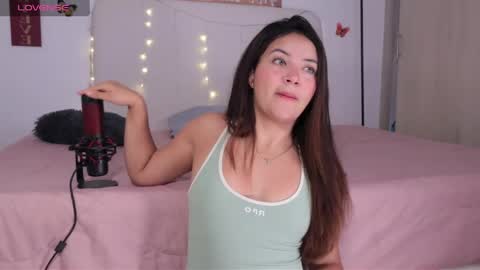 Tiffanii  online show from 05/06/26, 12:32