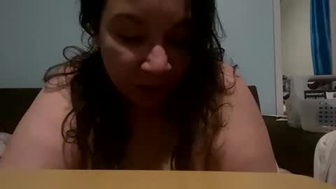 kivs19 online show from 02/11/25, 05:47