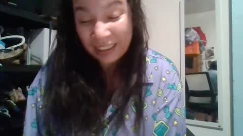 kivs19 online show from 07/30/26, 05:17