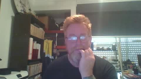 Snapshot of kiwi_boss61 chatting on 01/02/25, 12:45 kiwi_boss61 online show from 01/02/25, 12:45