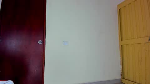 kiwi_mmm online show from 09/23/25, 10:35