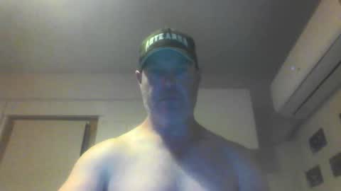 Snapshot of kiwiguy19773 chatting on 12/24/24, 09:06 kiwiguy19773 online show from 12/24/24, 09:06