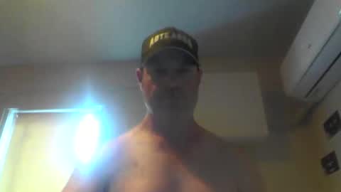 Snapshot of kiwiguy19773 chatting on 01/25/25, 02:26 kiwiguy19773 online show from 01/25/25, 02:26