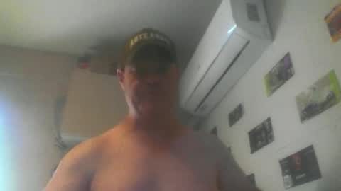 kiwiguy19773 online show from 04/01/26, 11:24