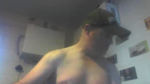 kiwiguy19773 online show from 05/17/26, 09:00
