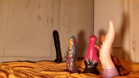 klamstrakur1 online show from 10/29/25, 02:41