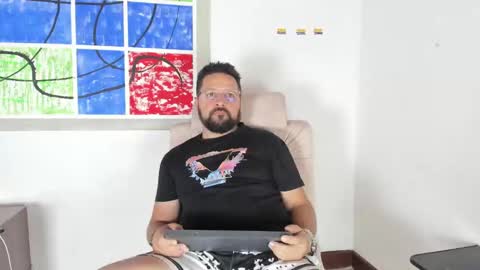 Klarck  online show from 01/23/25, 09:39