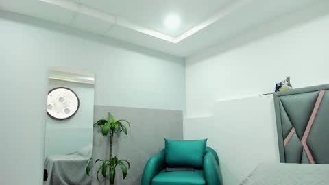 klariz09 online show from 09/17/25, 07:59