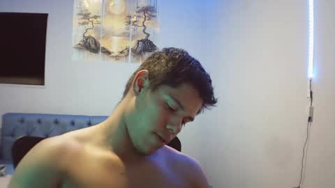Snapshot of klars_mood chatting on 06/05/26, 12:17 klars online show from 06/05/26, 12:17