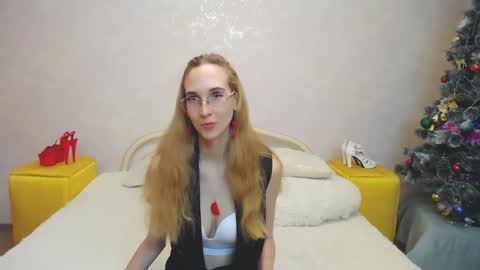 Klary online show from 01/15/25, 06:33