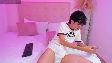 KLAUS online show from 10/26/25, 05:35