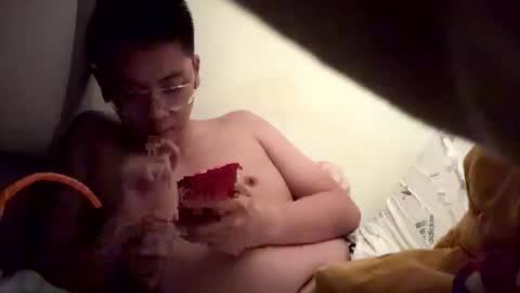 Tom online show from 11/10/25, 05:17