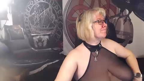 Michelle online show from 02/06/25, 08:18