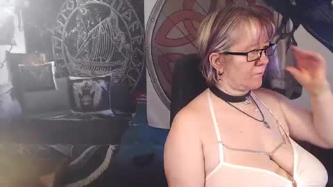 Michelle online show from 06/17/26, 04:48