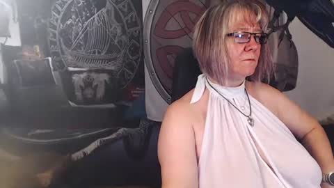 Michelle online show from 07/06/26, 05:15