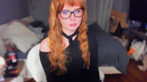 Klementinafanslyklementina6661 online show from 12/14/25, 08:35