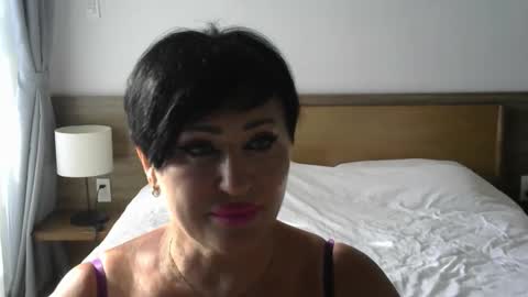 Snapshot of kleo901854860422 chatting on 06/07/26, 09:24 kleo901854860422 online show from 06/07/26, 09:24