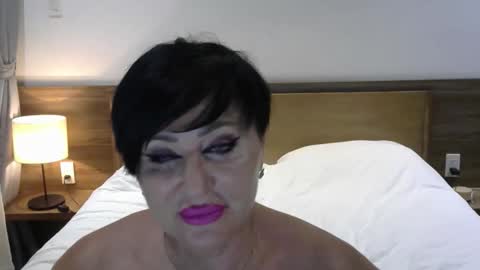 Snapshot of kleo901854860422 chatting on 06/09/26, 06:52 kleo901854860422 online show from 06/09/26, 06:52