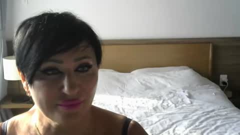 kleo901854860422 online show from 06/14/26, 09:44