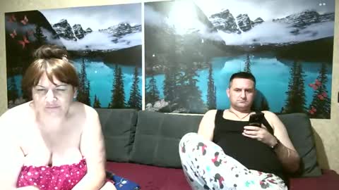 Snapshot of kleosnow chatting on 10/31/25, 09:05 Kleosnow online show from 10/31/25, 09:05