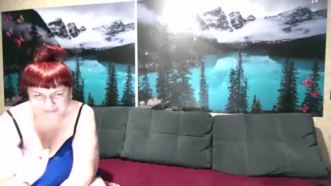 Snapshot of kleosnow chatting on 11/07/25, 09:42 Kleosnow online show from 11/07/25, 09:42