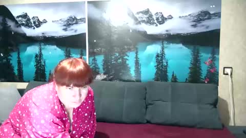 Snapshot of kleosnow chatting on 11/24/25, 09:09 Kleosnow online show from 11/24/25, 09:09