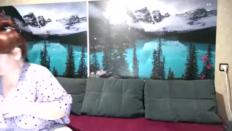 Snapshot of kleosnow chatting on 12/01/25, 09:03 Kleosnow online show from 12/01/25, 09:03