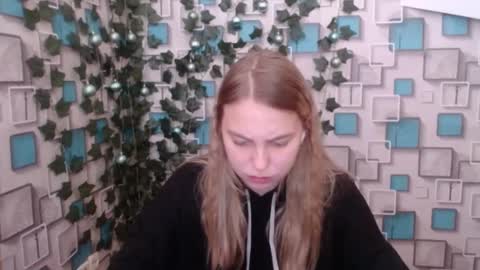 klerkarina online show from 12/05/24, 09:39