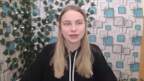 klerkarina online show from 12/18/24, 07:58