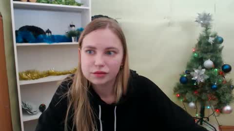 klerkarina online show from 12/22/24, 09:11