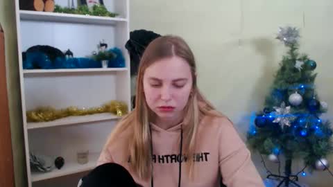 klerkarina online show from 12/27/24, 09:17