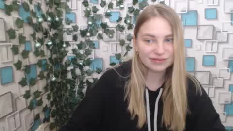 klerkarina online show from 01/04/25, 09:10