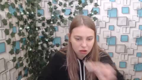 klerkarina online show from 01/09/25, 05:44