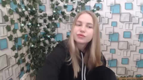 klerkarina online show from 01/17/25, 05:42